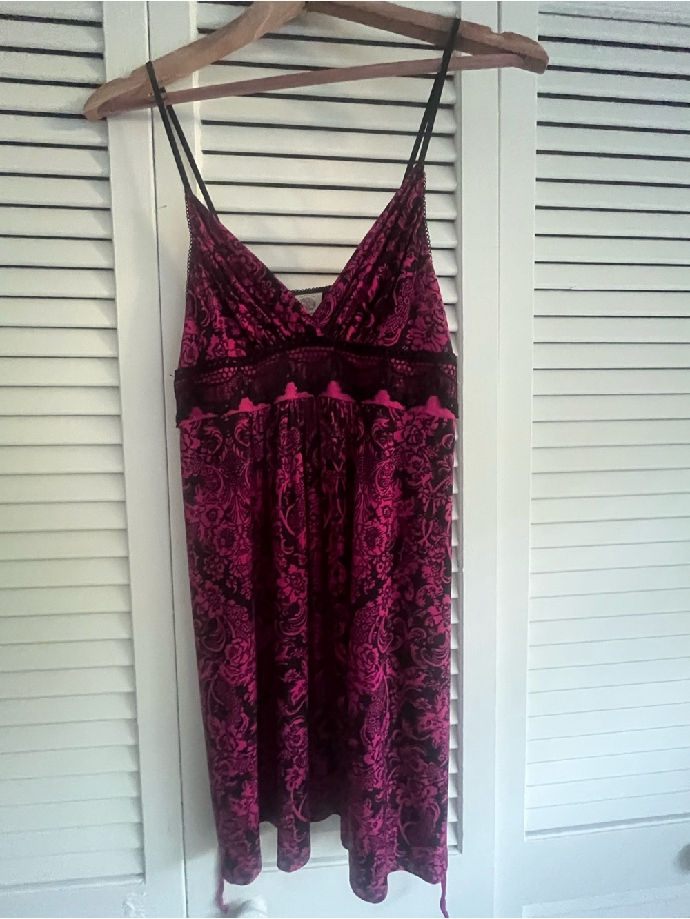 In Bloom Hot Pink and Black Slip - Picture 1 of 14